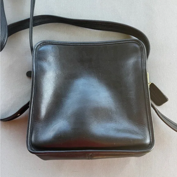 Vintage COACH 9168 Black Leather Crossbody Bag Made in USA 1990 Classic - Picture 5 of 16